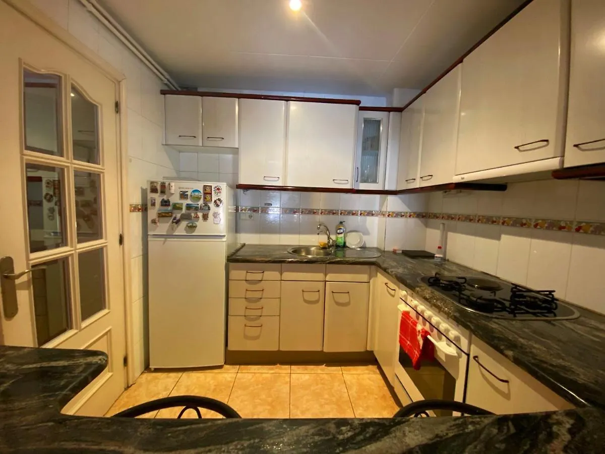 Espectacular Apartament A Palamos Centre! Amb Wifi 0*,  Spain